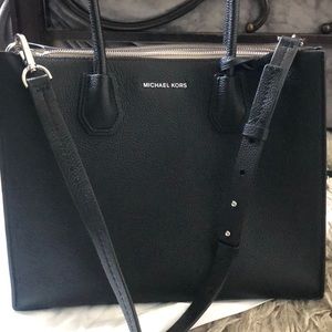 MICHEAL KORS HANDBAG